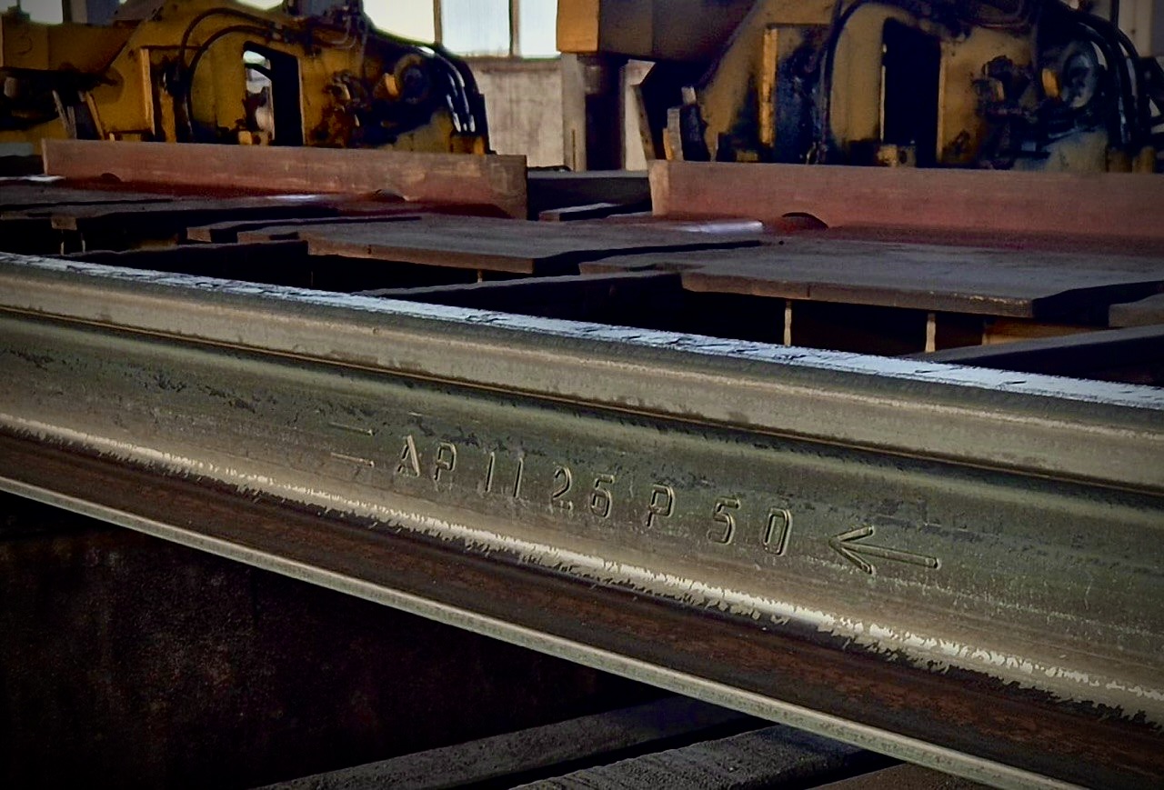 Ақтөбе рельс-арқалық зауыты Р50 санатындағы рельстер өндірісін игерді